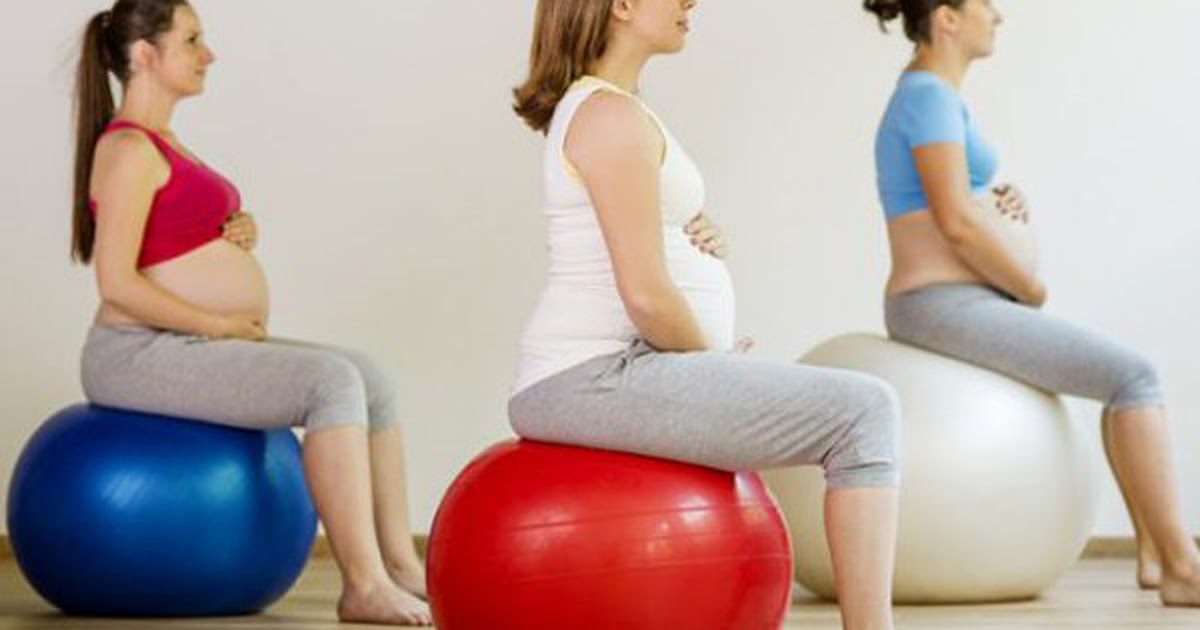 Yoga bóng dành cho bà bầu có tác dụng cải thiện sự dẻo dai và linh hoạt cho bà bầu
